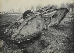 Photograph of British tank, 1918